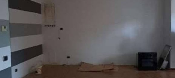 Apartamento de 2 dormitorios en Leggiuno, Italy No. 266102 8