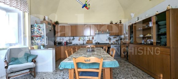 2 Schlafzimmer Haus in Bacoli, Italy, Nr. 58007 7