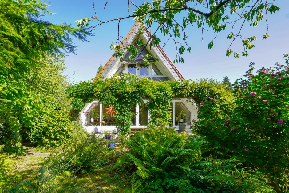 3 bedrooms House in Dusseldorf, Germany No. 298924