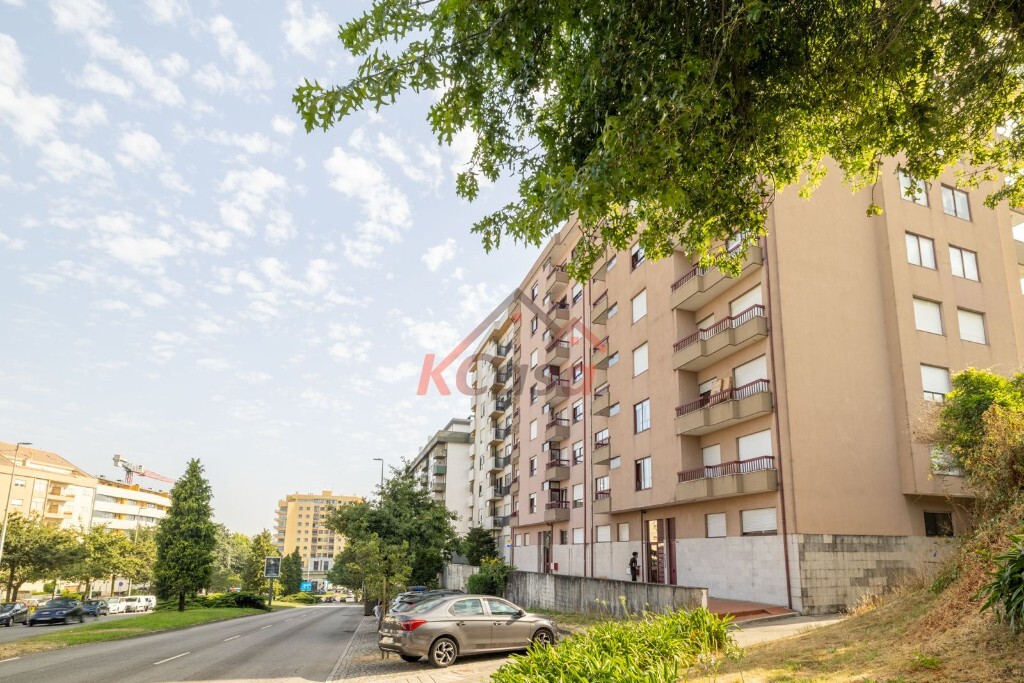 1 bedroom Apartment in Porto, Portugal No. 241894