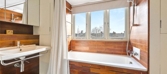 3 bedrooms House in London, United Kingdom No. 3831 6