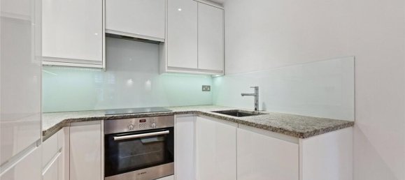 5 bedrooms House in London, United Kingdom No. 3828 24