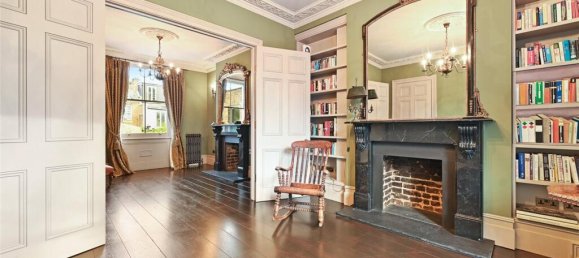 5 bedrooms House in London, United Kingdom No. 3828 4