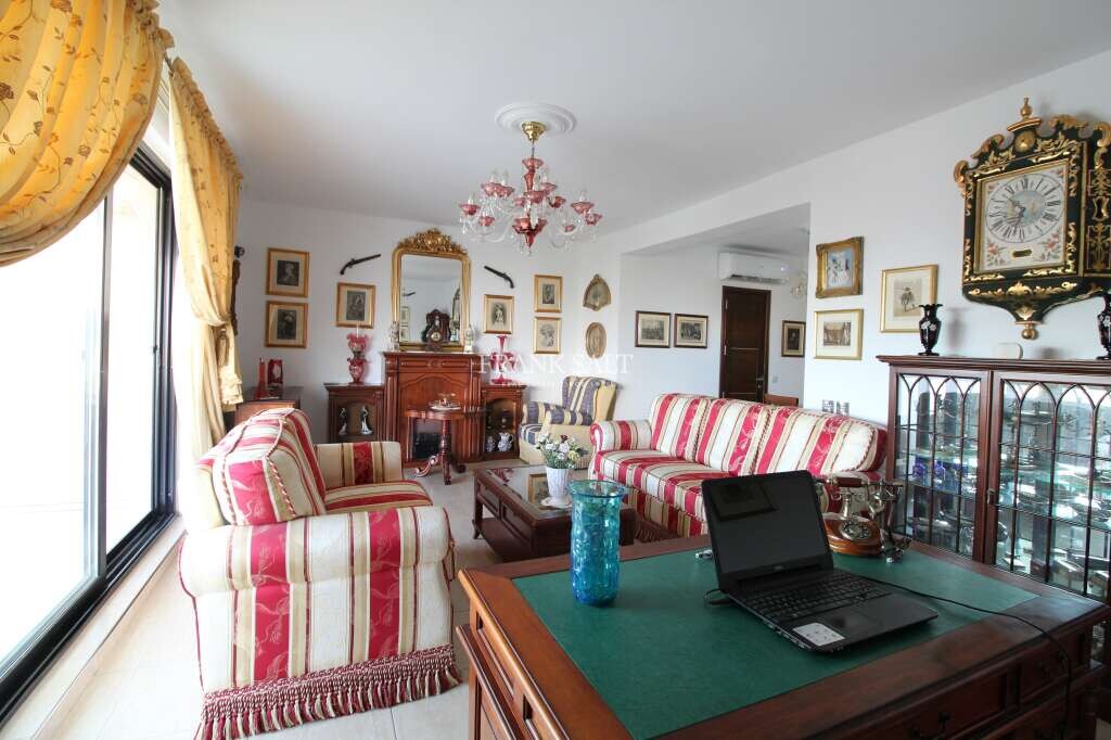 Дом с 3 спальнями в Мдина, Мальта № 1790