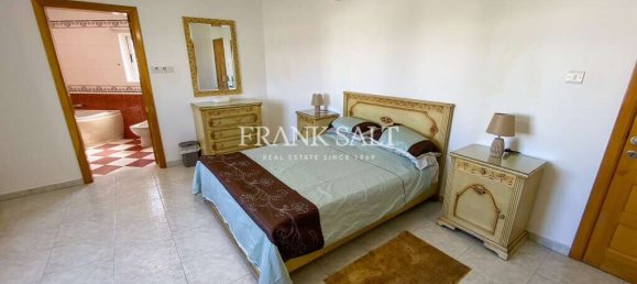 Вилла с 4 спальнями в Сент-Джулианс, Мальта № 8730 12