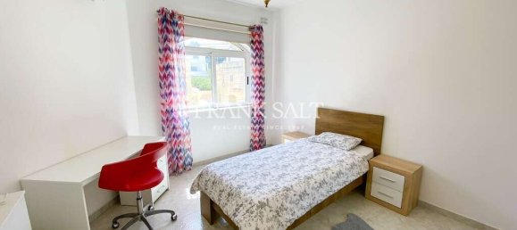 Вилла с 4 спальнями в Сент-Джулианс, Мальта № 8730 10