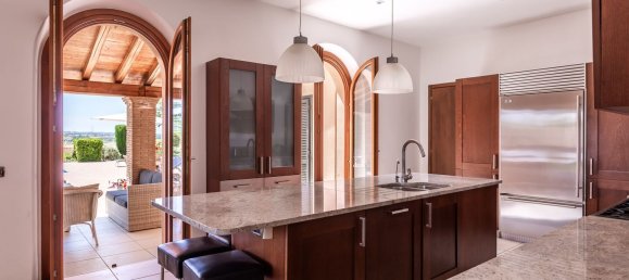 Вилла с 8 комнатами в Тарквиния, Италия № 258638 28