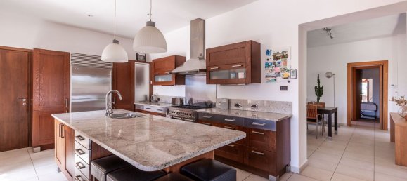 Вилла с 8 комнатами в Тарквиния, Италия № 258638 29