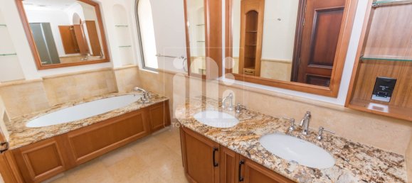 4 bedrooms Villa in Saadiyat Island, UAE No. 2636 3