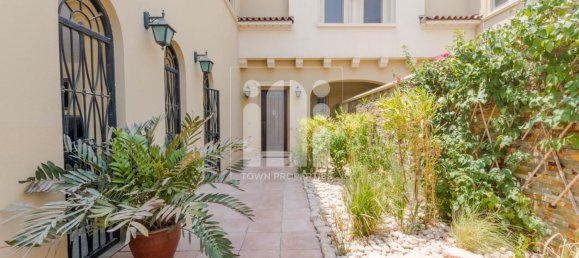 4 bedrooms Villa in Saadiyat Island, UAE No. 2636 8