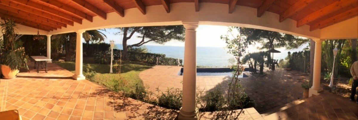 4 bedrooms Villa in Calpe, Spain No. 97541