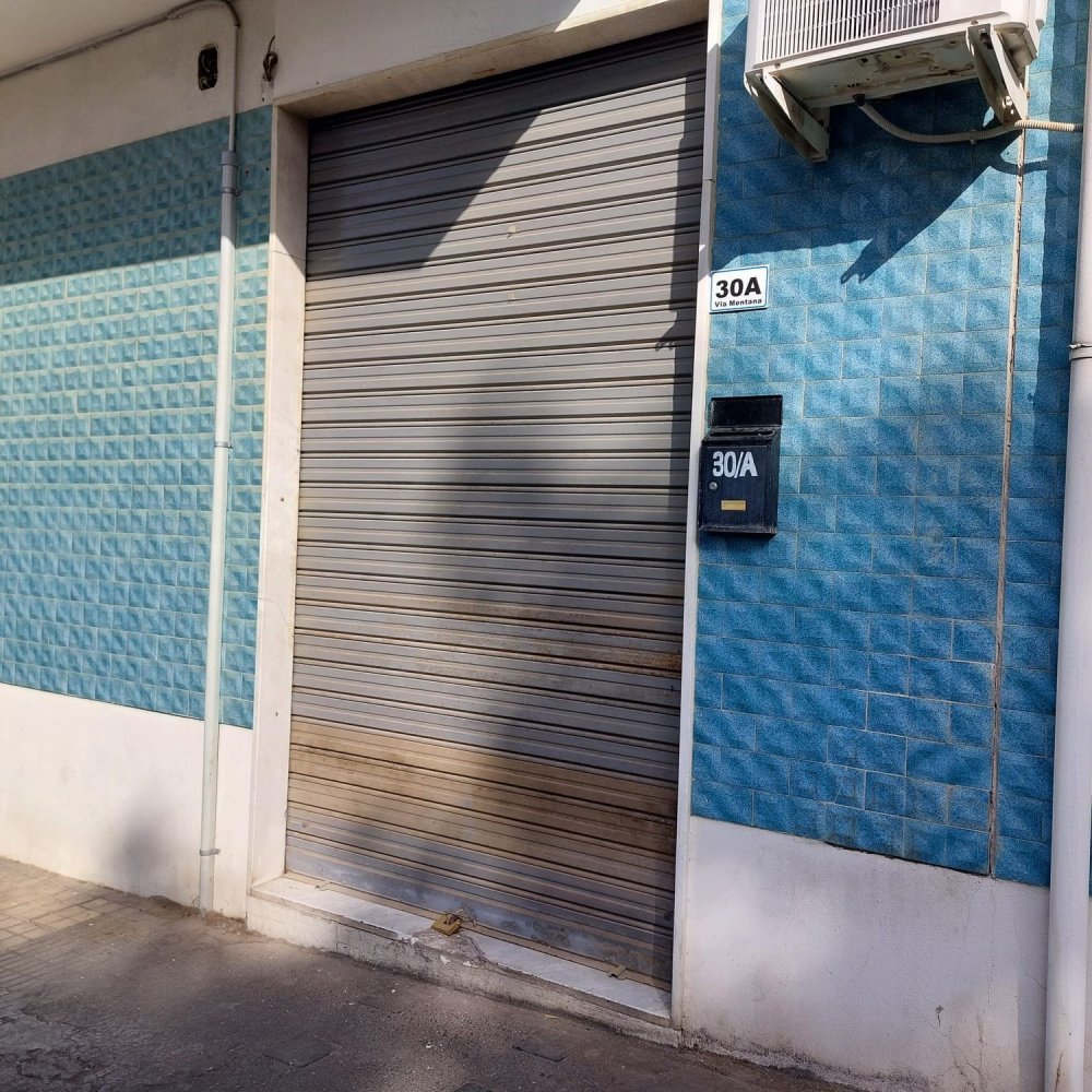 40m² Commercial property in Cagliari, Italy No. 325286