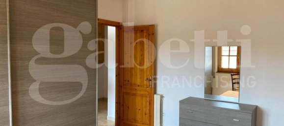 2-salle Appartement à Oristano, Italy No. 38130 7