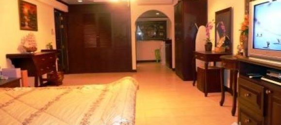 2 bedrooms Condo in Pattaya, Thailand No. 1411 4