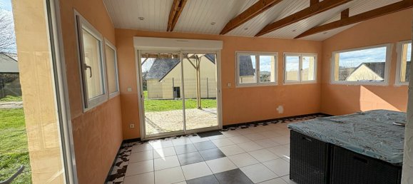 4 bedrooms House in Fougerolles-du-Plessis, France No. 95522 9