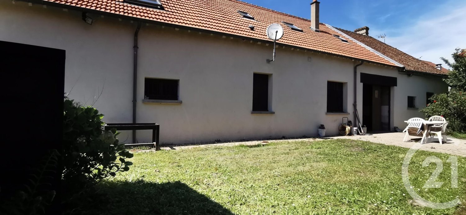 5 غرف نوم منزل في La Ferte-Saint-Cyr, France رقم 65707