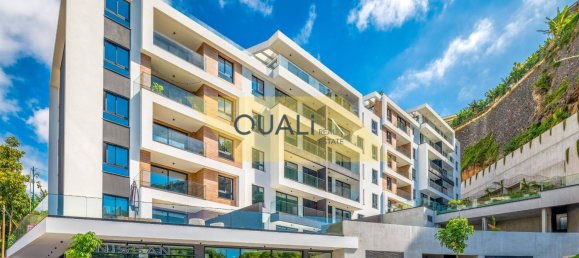 5 bedrooms Penthouse in Funchal, Portugal No. 176701 2