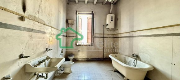 Вилла с 6 комнатами в Крема, Италия № 199671 27