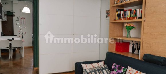1 bedroom Apartment in Milan, Italy No. 303049 8