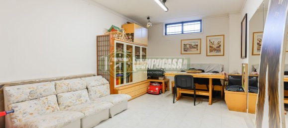 Villa de 5 divisões em Vignate, Italy N.º 63448 21