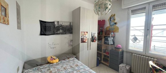 Квартира с 3 комнатами в Понсакко, Италия № 22072 12