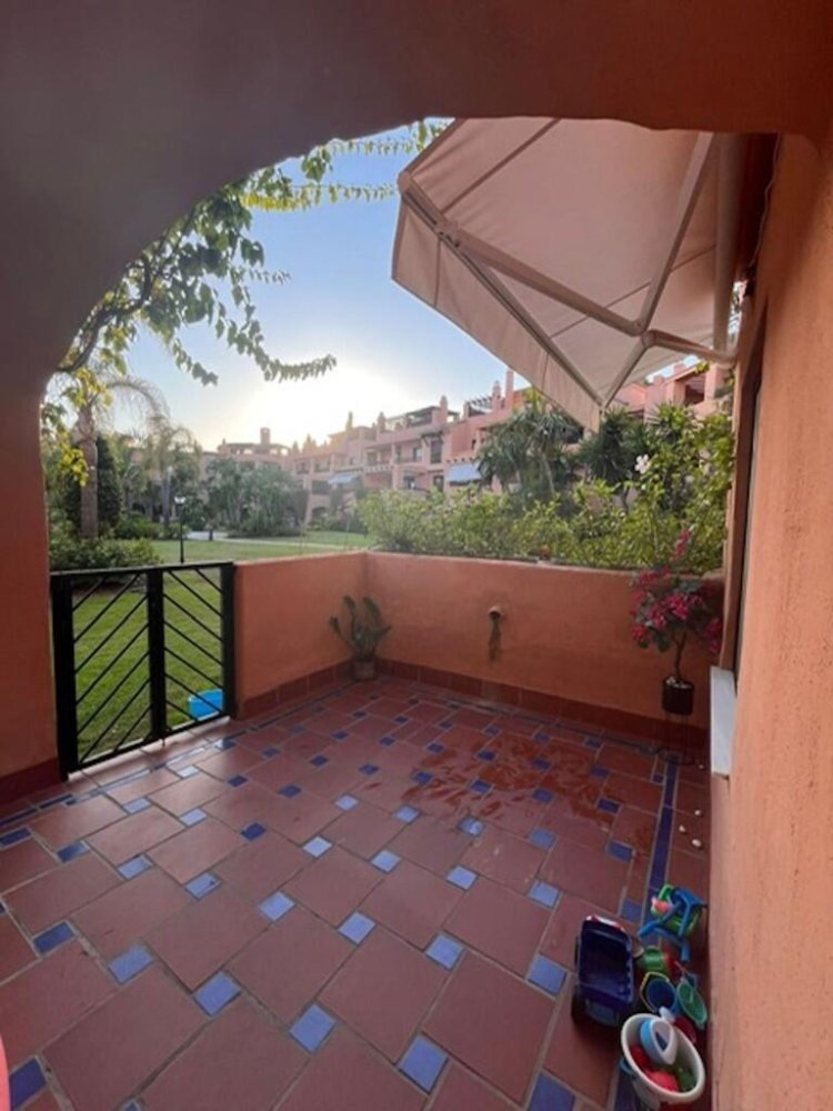 Apartamento T2 em Estepona, Spain N.º 176161