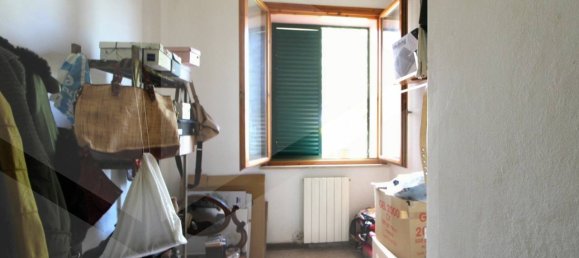 4 rooms House in Bientina, Italy No. 22782 14