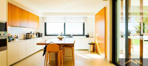 4 bedrooms Villa in Almancil, Portugal No. 9248 11