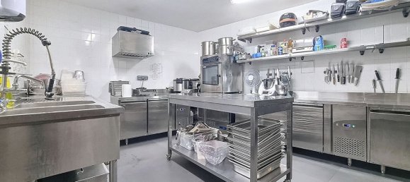 Коммерческая недвижимость 60м² в Ножан-сюр-Марн, Франция № 162166 5