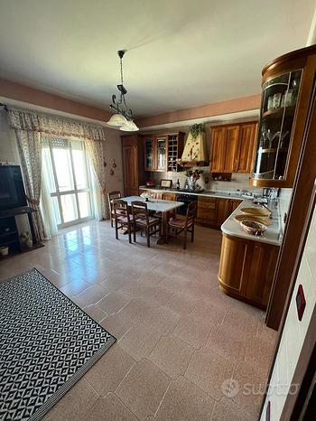 5غرفة شقة في Melilli, Italy رقم 272133