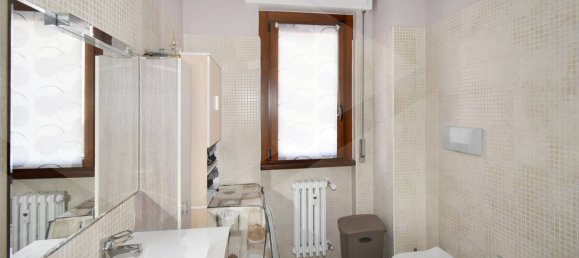 Apartamento de 3 divisões em Parabiago, Italy N.º 29880 5