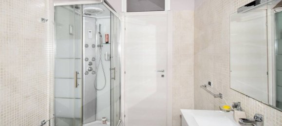 Apartamento de 3 divisões em Parabiago, Italy N.º 29880 6