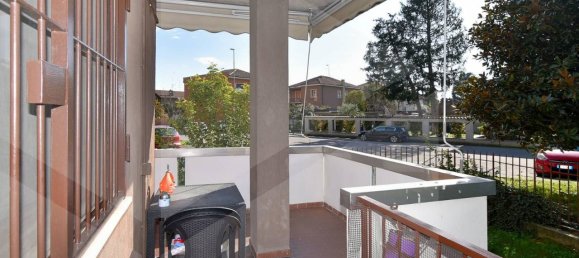 Apartamento de 3 divisões em Parabiago, Italy N.º 29880 13