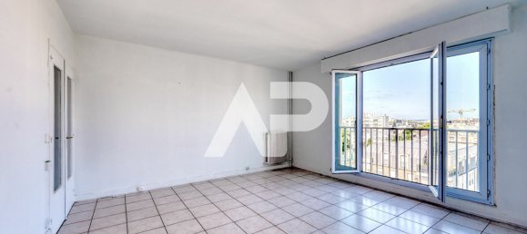 Квартира с 3 спальнями в Рюэй-Мальмезон, Франция № 347161 4