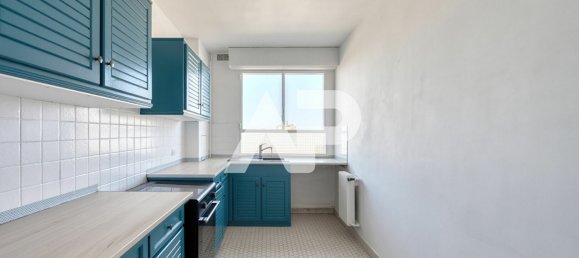 Квартира с 3 спальнями в Рюэй-Мальмезон, Франция № 347161 6