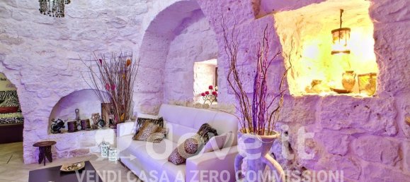 2 bedrooms Villa in Martina Franca, Italy No. 332780 2