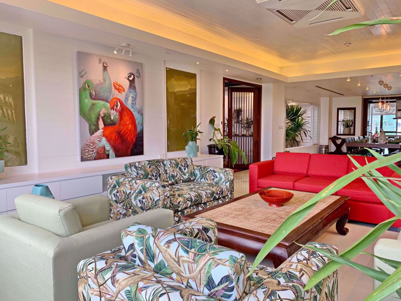 4 bedrooms Condo in Watthana, Thailand No. 10454