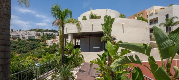 Apartamento de 3 dormitorios en Marbella, Spain No. 187005 23