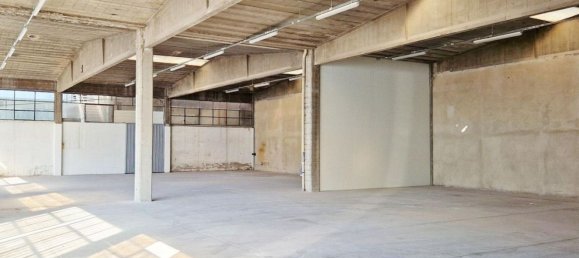 1500m² Warehouse in Faenza, Italy No. 372072 2