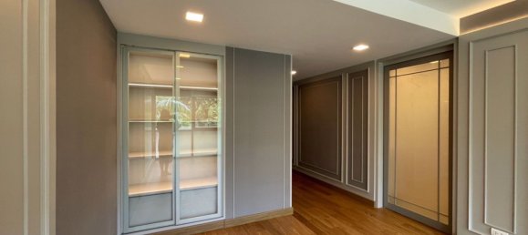 3 bedrooms Duplex in Khlong Toei, Thailand No. 4512 4