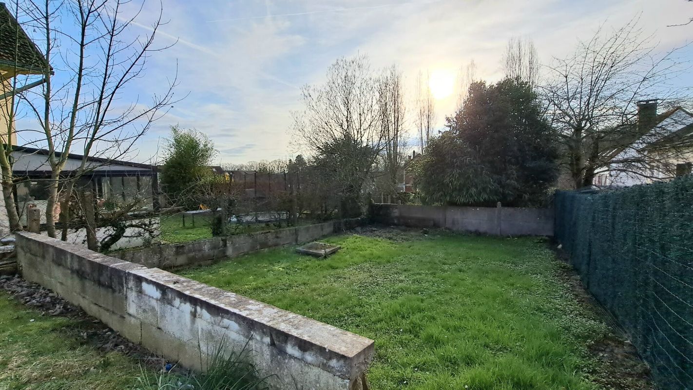 Apartamento T2 em Saint-Martin-du-Tertre, France N.º 176213