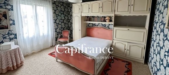 3 bedrooms House in Reims, France No. 224267 14