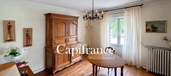 3 bedrooms House in Reims, France No. 224267 2