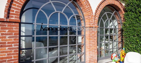 14-Zimmer Villa in Stresa, Italy, Nr. 127194 16