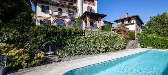 14-Zimmer Villa in Stresa, Italy, Nr. 127194 3