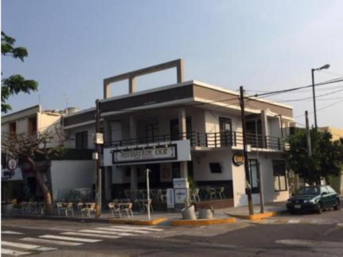  Building in Veracruz, Mexico No. 200948