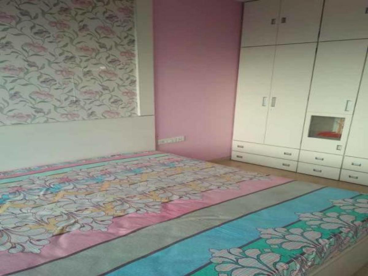 3 bedrooms House in Mumbai, India No. 42643