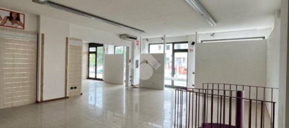 Коммерческая недвижимость с 1 комнатой в Брузапорто, Италия № 60588 20