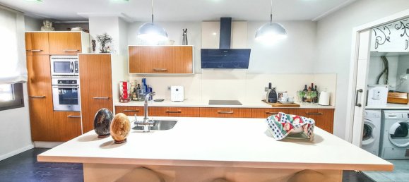 3 bedrooms Apartment in Torrevieja, Spain No. 284580 2