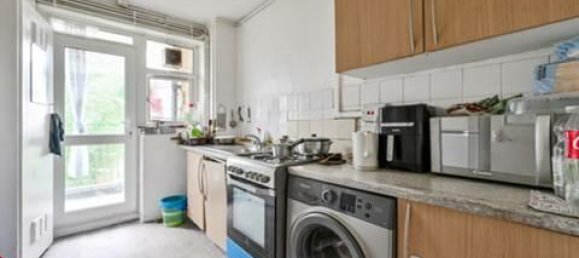 2 bedrooms Apartment in London, United Kingdom No. 10696 3